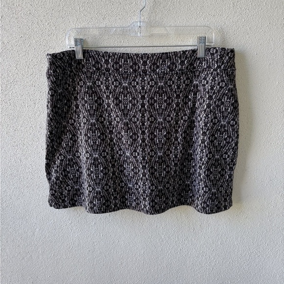 Tranquility XL Skort Black/Gray/White Beach Vacation Summer Tennis Golf - Picture 3 of 9